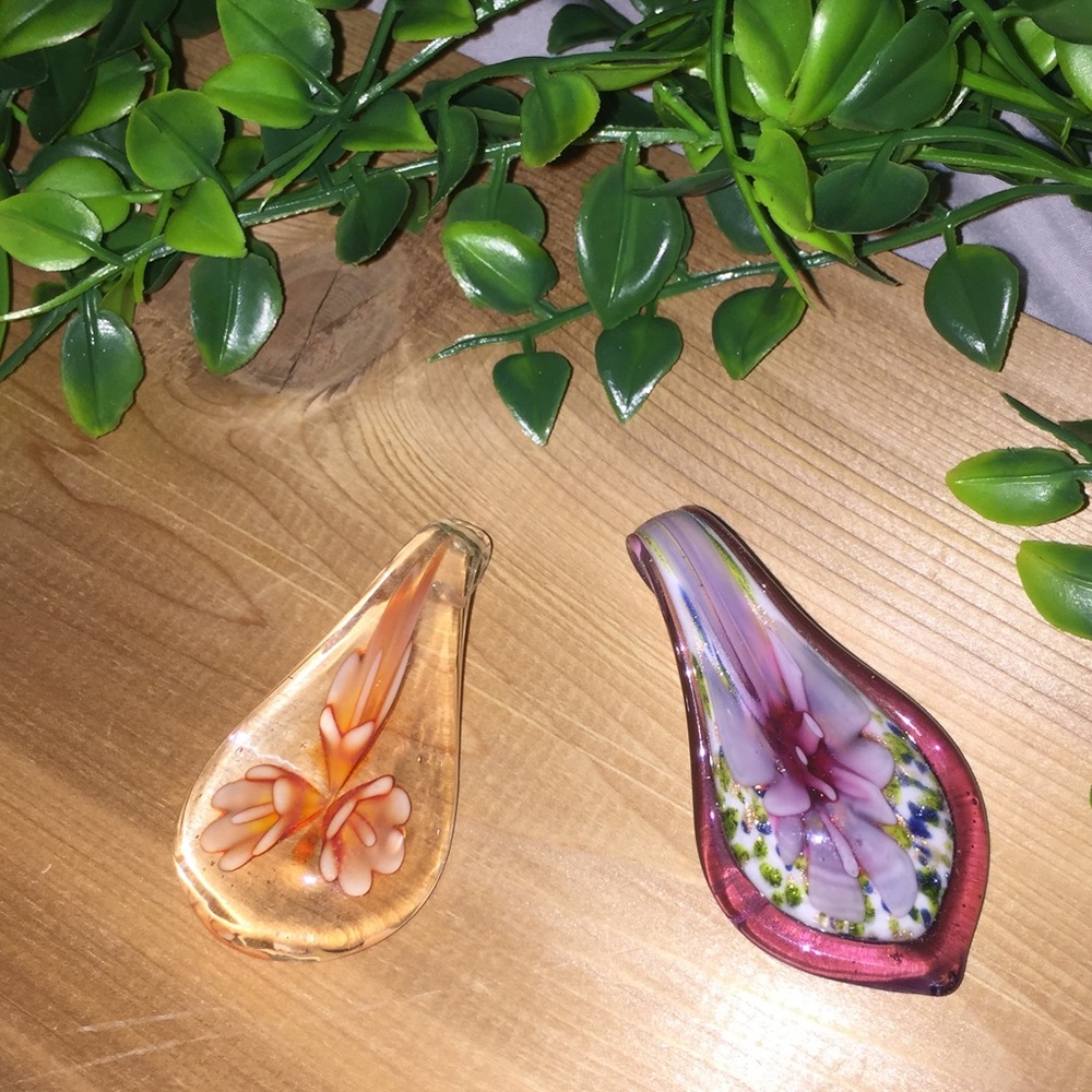 🌸 Glass Blown Floral Pendants🌸
